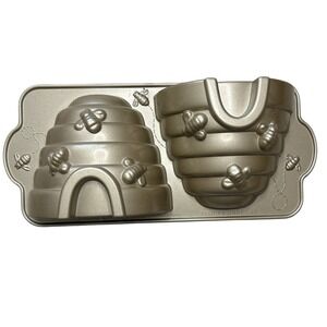NORDIC WARE Beehive Cake Pan 3D Honey Bee Hive Aluminum Mold 10 Cup USA